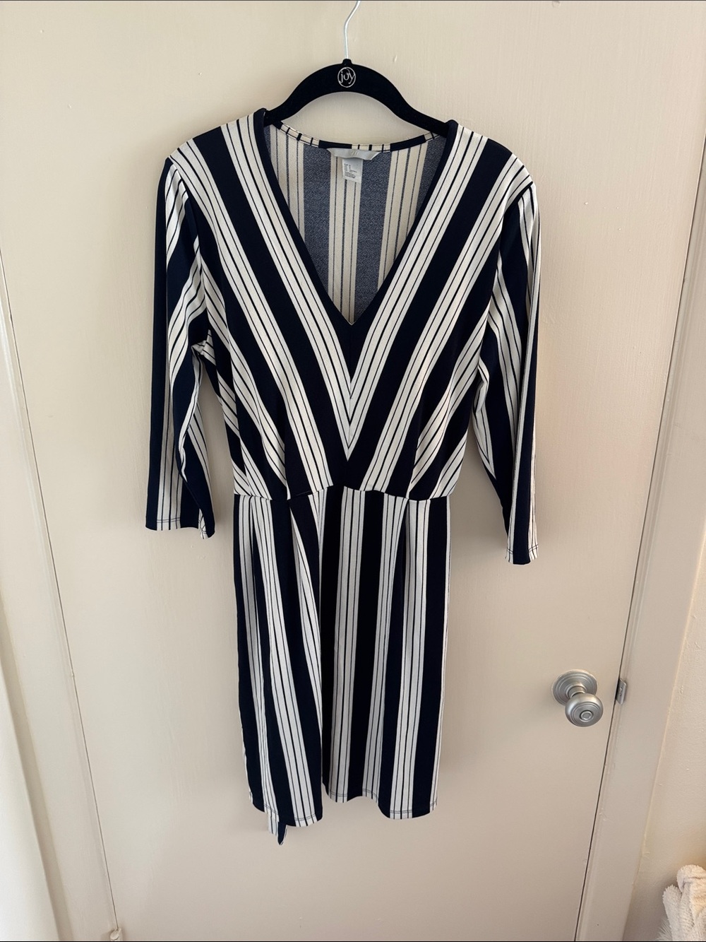 H&M Black and White V-Neck Striped Dress